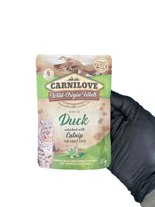 Duck with Catnip Carnilove pouch