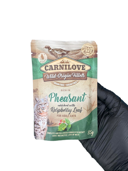 Pheasant with raspberry wet cat food pouch