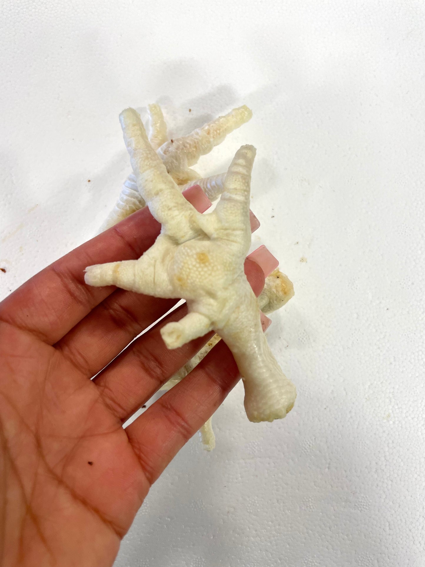 Puffed chicken feet